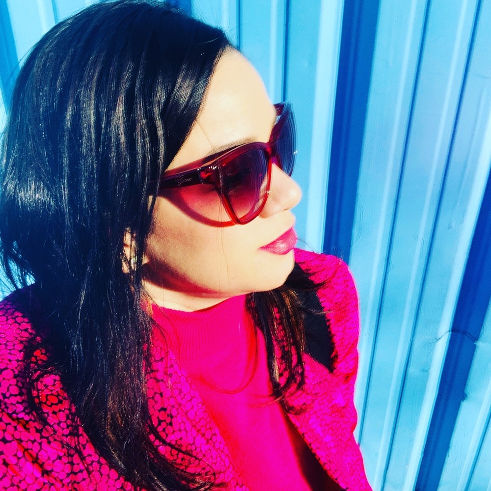 Pink turtleneck